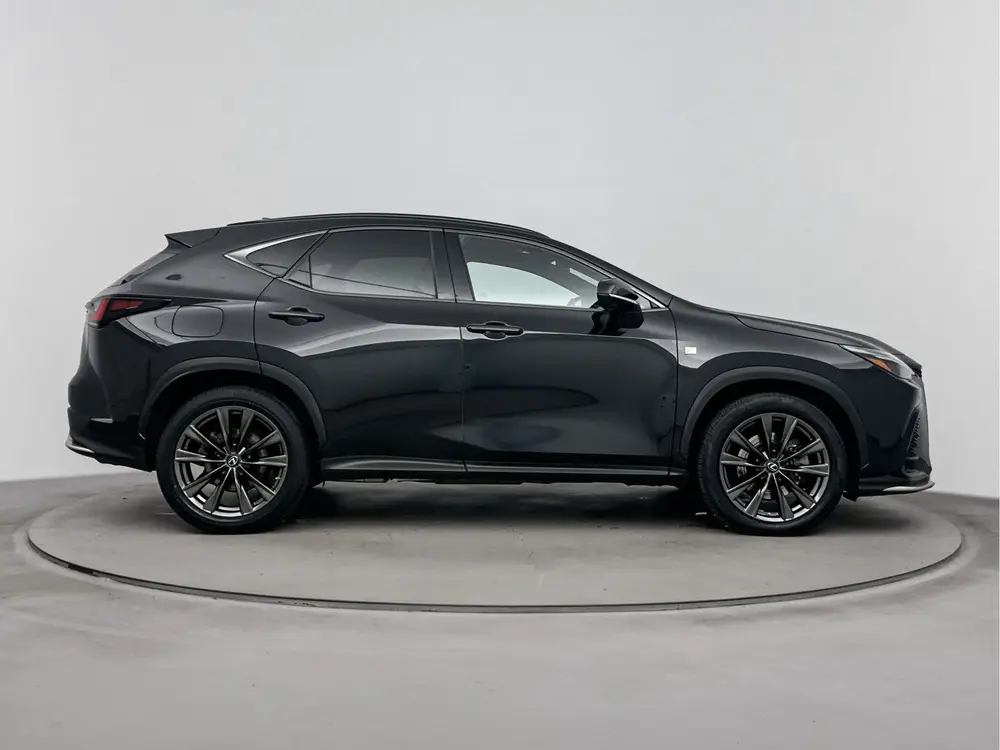 Lexus NX 450h+ AWD F-Sport Line uit 2022, foto 12