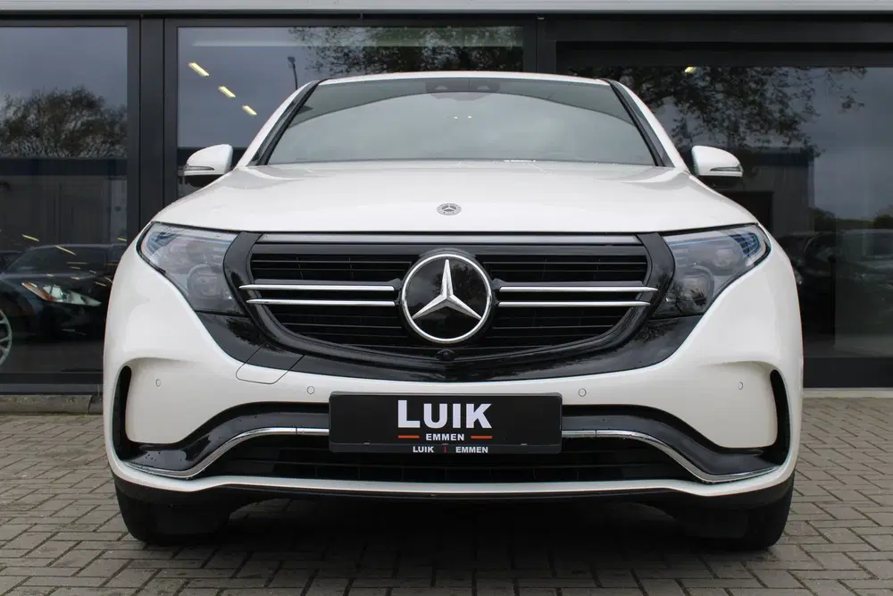 Mercedes-Benz EQC 400 4MATIC AMG Line Premium SOH 95 uit 2020, foto 4