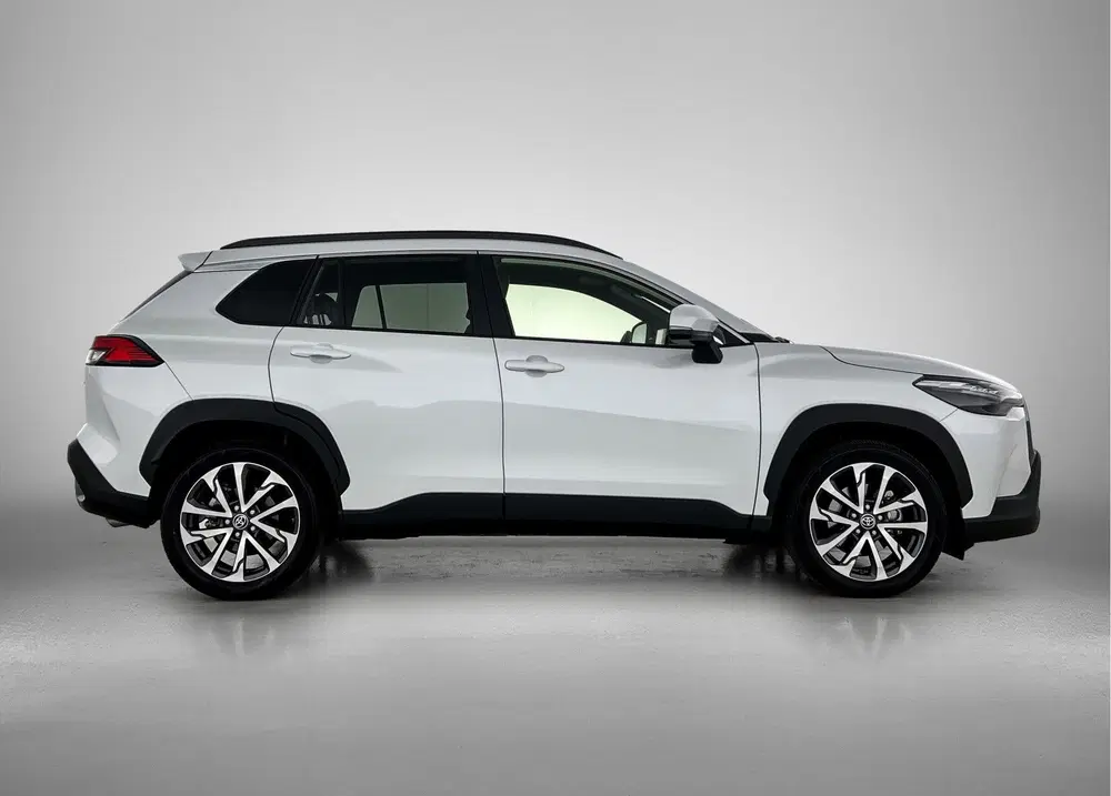 Toyota Corolla Cross 2.0 High Power Hybrid First Edition uit 2022, foto 12