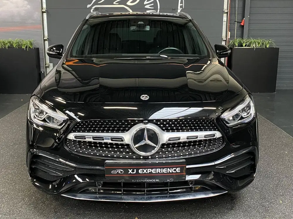 Mercedes-Benz GLA 200 AMG Line NAVI 163 PK WIDESCREEN uit 2022, foto 2