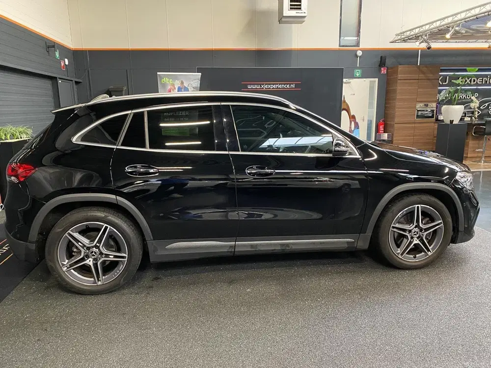 Mercedes-Benz GLA 200 AMG Line NAVI 163 PK WIDESCREEN uit 2022, foto 9