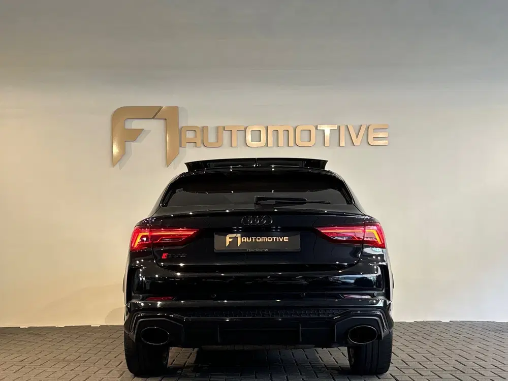 Audi RS Q3 TFSI Quattro Pano uit 2022, foto 11
