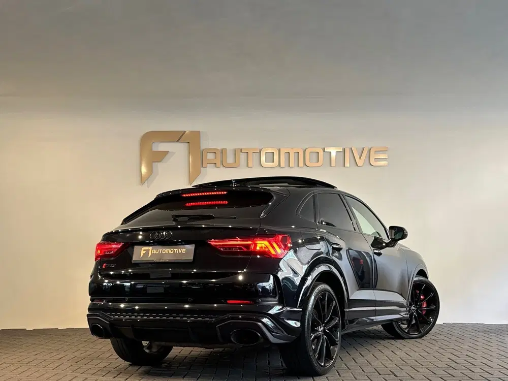 Audi RS Q3 TFSI Quattro Pano uit 2022, foto 3