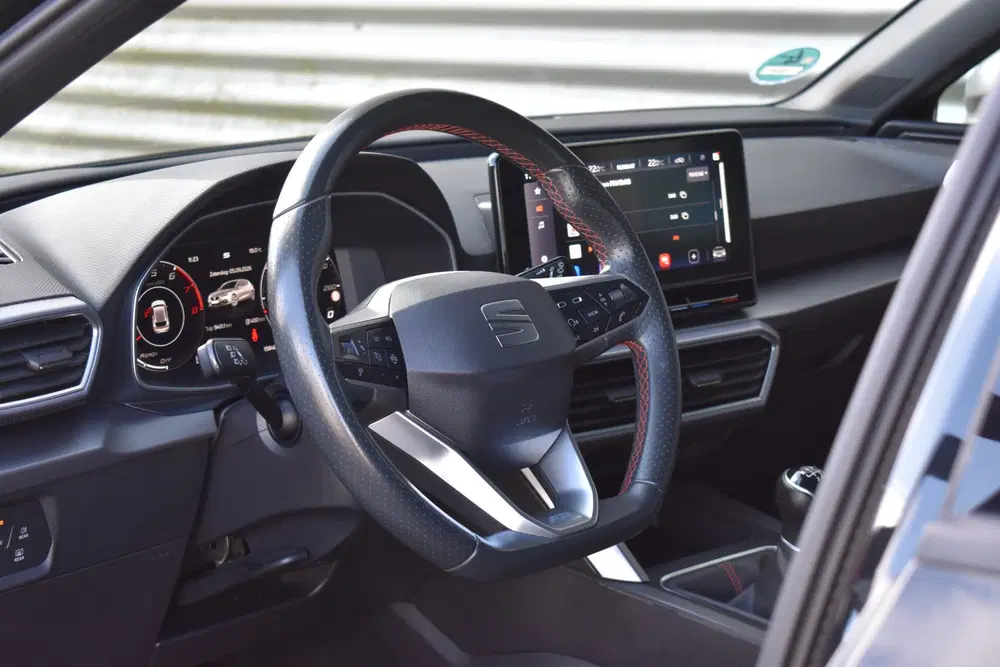 SEAT Leon 1.0 TSI FR Business Intense Full-LED uit 2021, foto 4