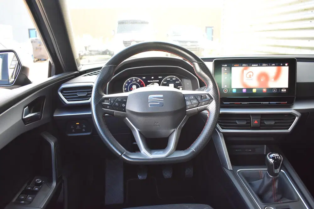 SEAT Leon 1.0 TSI FR Business Intense Full-LED uit 2021, foto 8