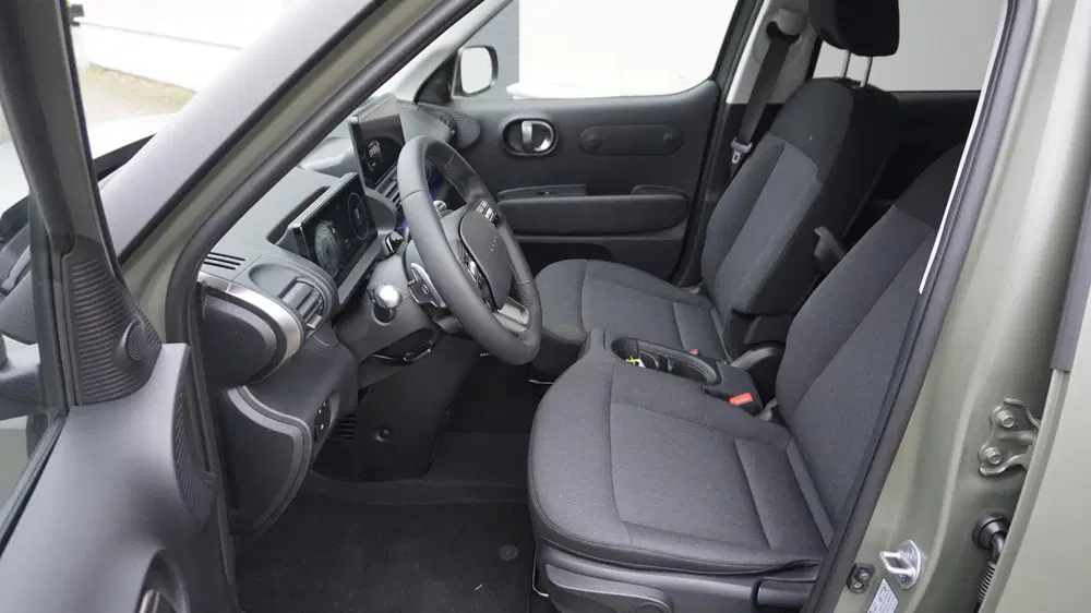 Hyundai Inster Evolve 49 kWh + Winterpack + Tech Pack uit 2025, foto 9
