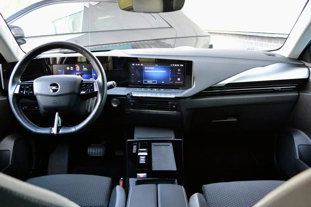 Opel Astra 1.6 Hybrid Business Edition SOH96% CarPlay uit 2022, foto 11