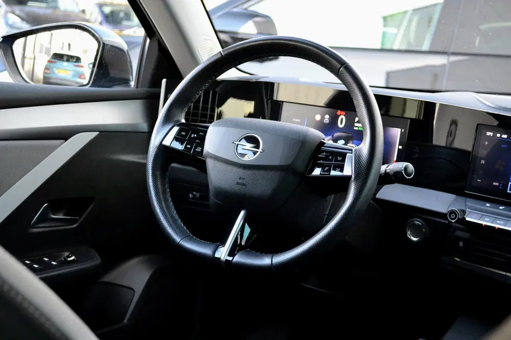 Opel Astra 1.6 Hybrid Business Edition SOH96% CarPlay uit 2022, foto 12