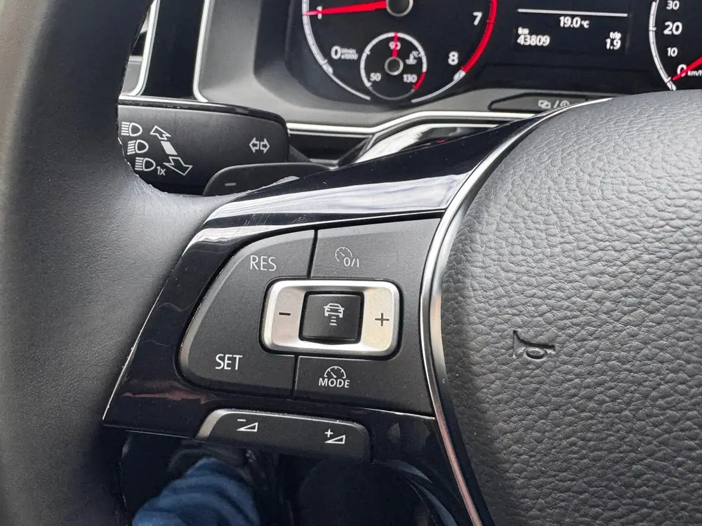 Volkswagen Polo 1.0 TSI R-Line Carplay 18 Inch velgen Acc uit 2019, foto 15