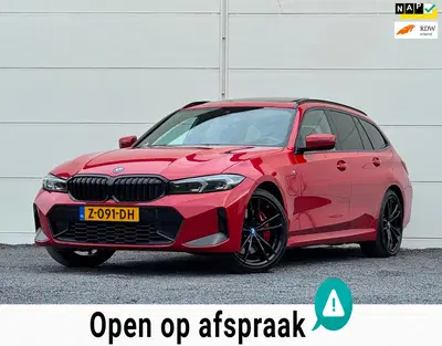 BMW 3-serie 320e M-Sport Org NL Pano HarmanKardon Ke uit 2024