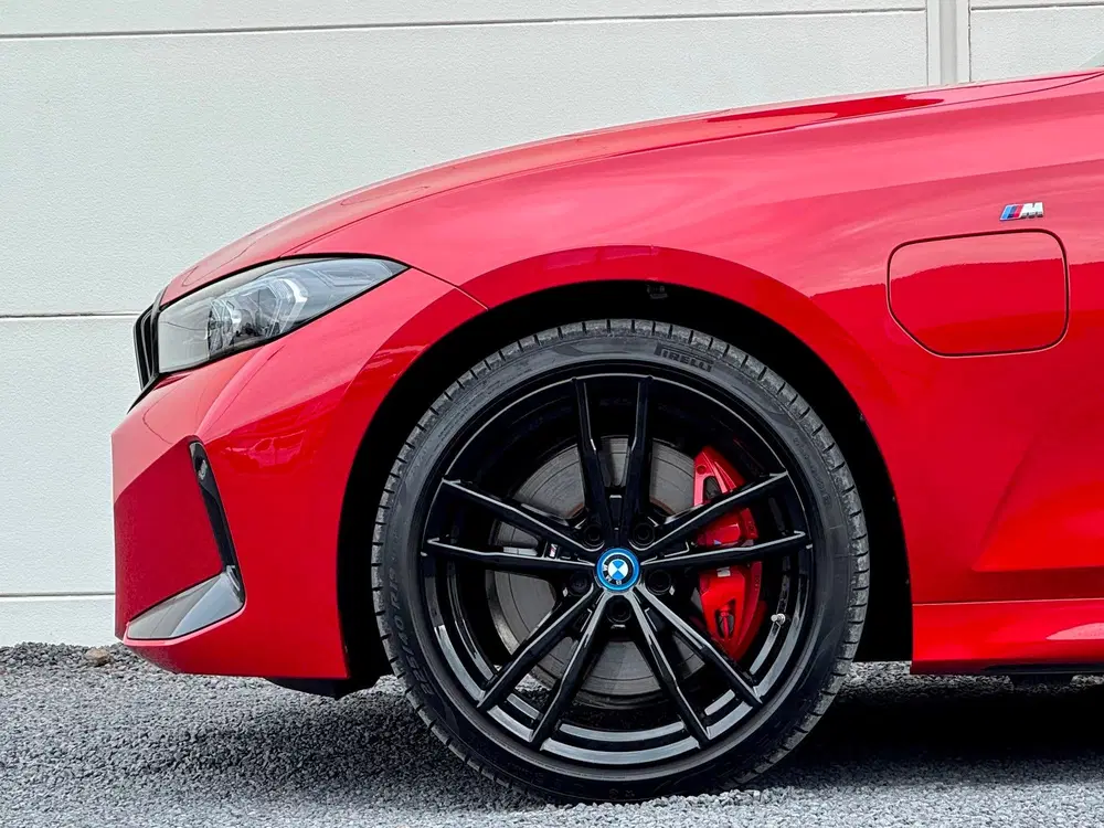 BMW 3-serie 320e M-Sport Org NL Pano HarmanKardon Ke uit 2024, foto 13