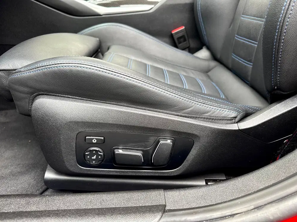 BMW 3-serie 320e M-Sport Org NL Pano HarmanKardon Ke uit 2024, foto 17