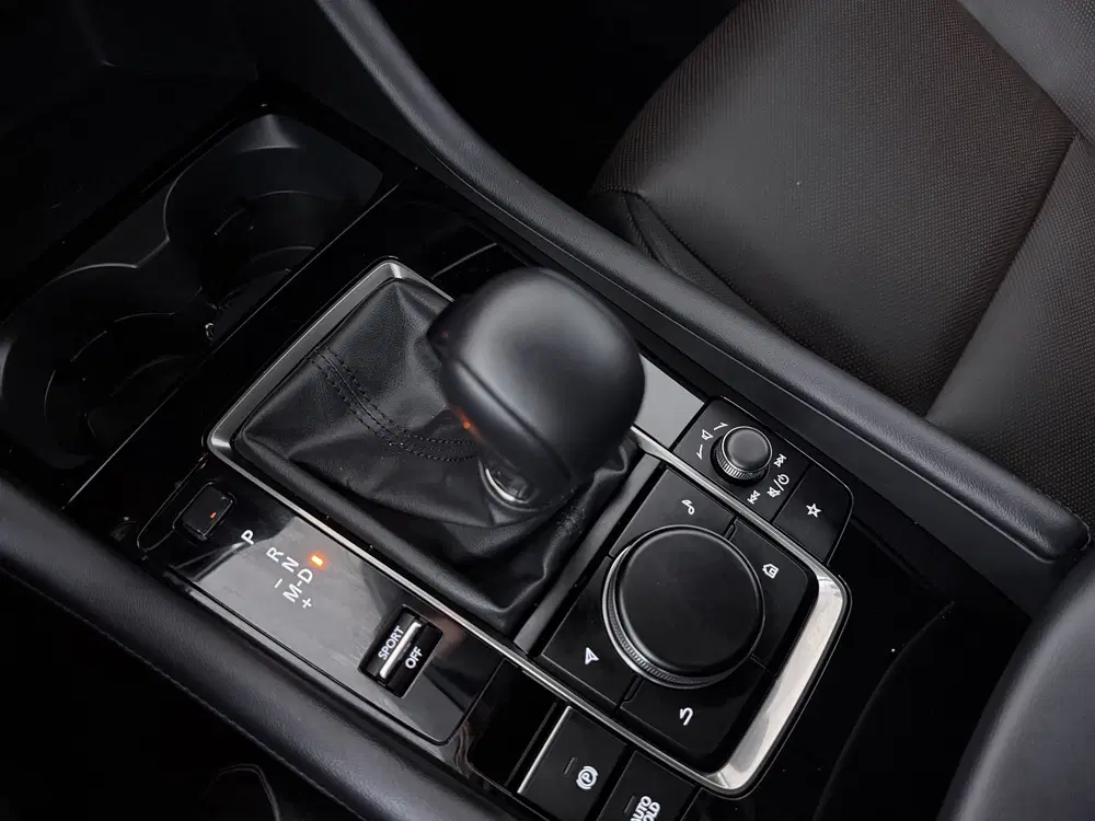 Mazda 3 2.5 e-SkyActiv-G M Hybrid 140 Takumi autom uit 2025, foto 7