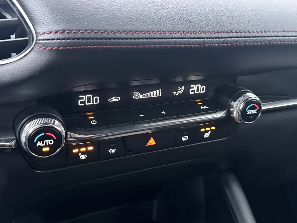 Mazda 3 2.5 e-SkyActiv-G M Hybrid 140 Takumi autom uit 2025, foto 9