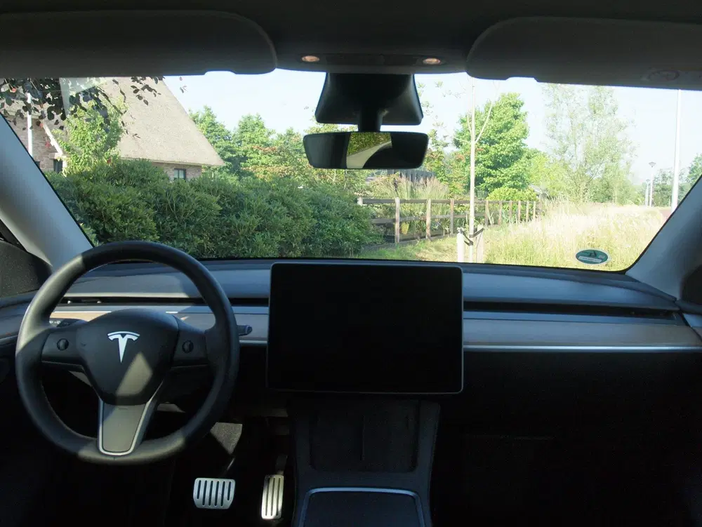Tesla Model Y Performance AWD 75 kWh uit 2023, foto 14