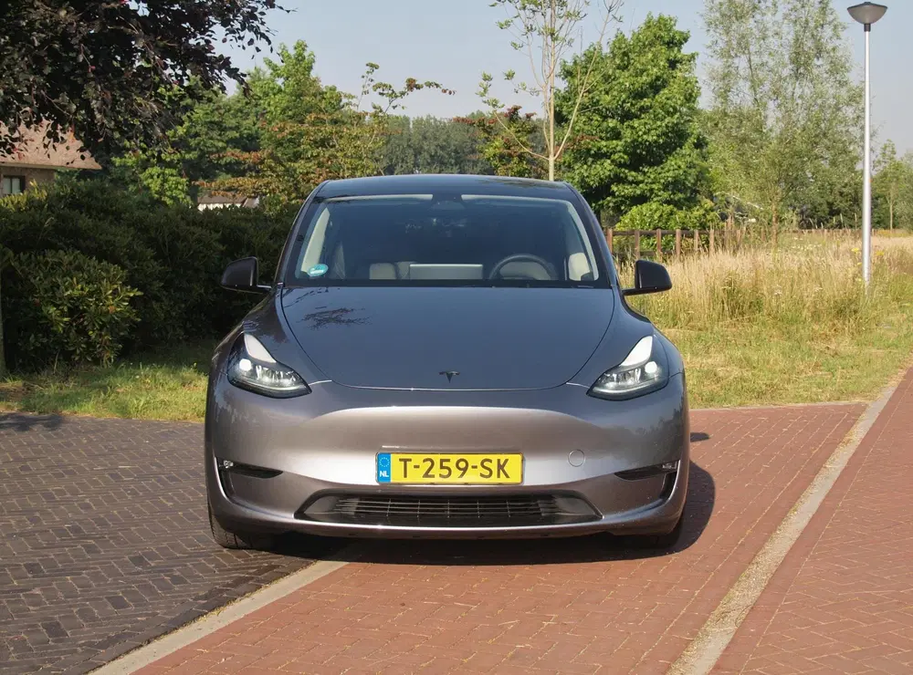 Tesla Model Y Performance AWD 75 kWh uit 2023, foto 5