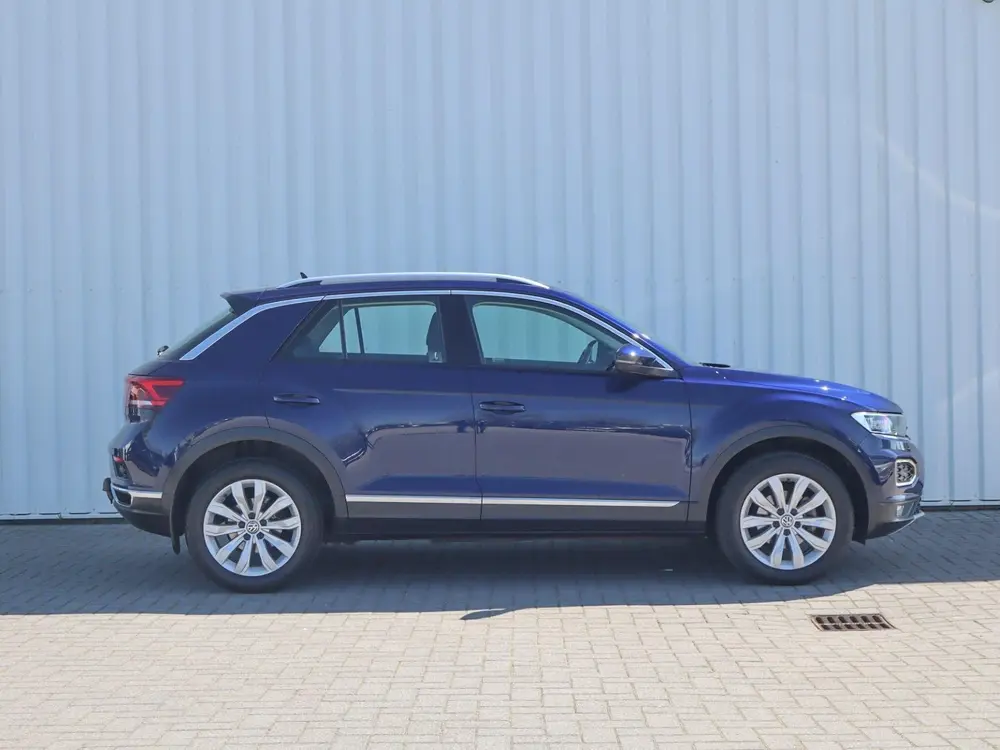 Volkswagen T-Roc 1.5 TSI 150pk DSG Sport | Trekhaak | Naviga uit 2019, foto 3