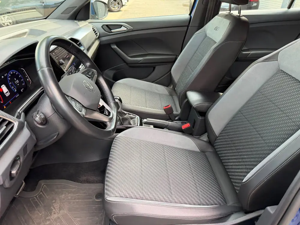 Volkswagen T-Cross 1.5 TSI Automaat R-Line uit 2023, foto 11