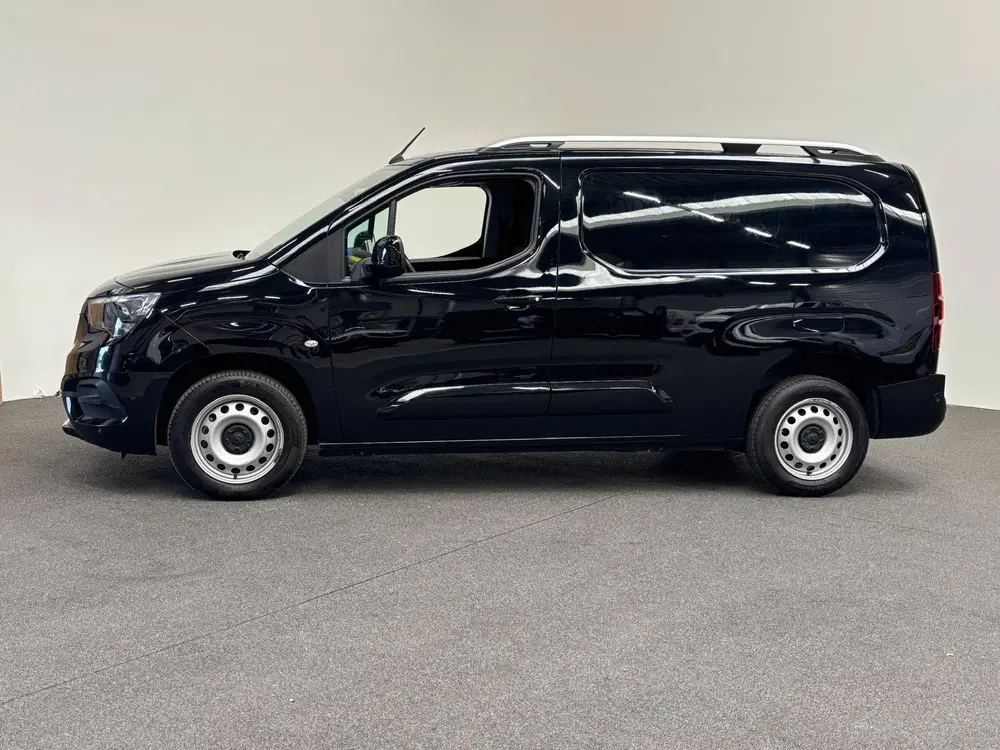 Opel Combo 1.5D L2H1 Edition Automaat Airco Navigatie uit 2022, foto 2