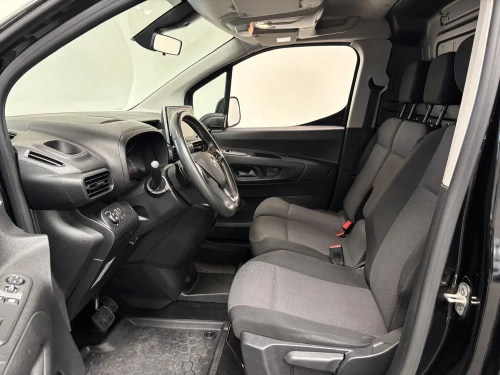 Opel Combo 1.5D L2H1 Edition Automaat Airco Navigatie uit 2022, foto 7