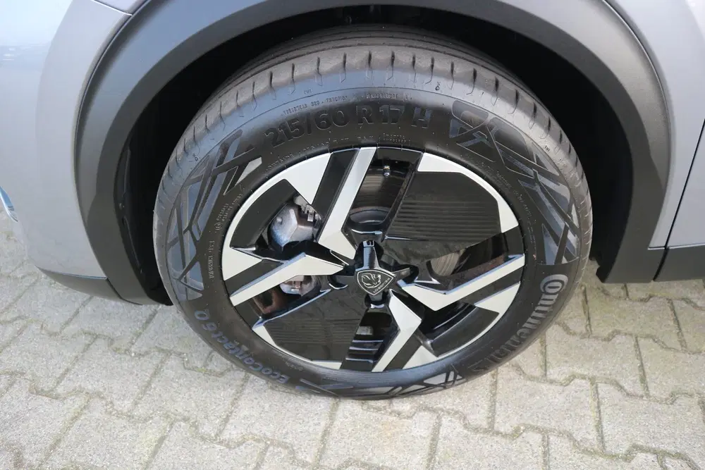 Peugeot 2008 1.2 Hybrid 136 Allure CLIMA CRUISE PDC V+A uit 2024, foto 8