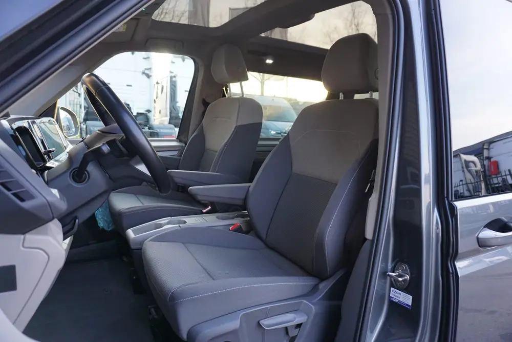 Volkswagen Multivan 1.4 PHEV 218pk L2 Bulli Edition 7 Persoo uit 2024, foto 3