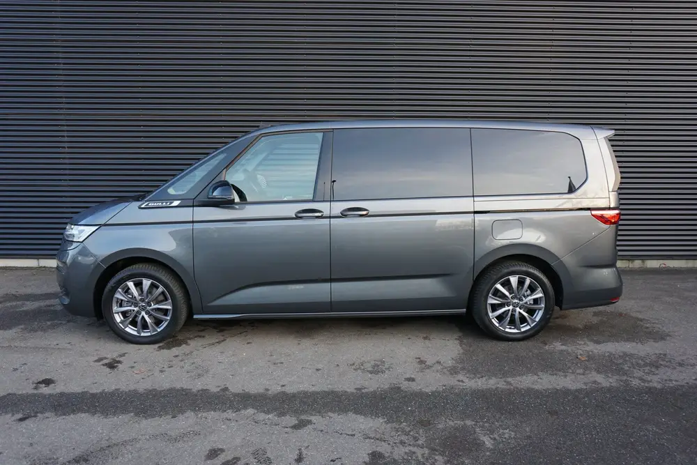 Volkswagen Multivan 1.4 PHEV 218pk L2 Bulli Edition 7 Persoo uit 2024, foto 6