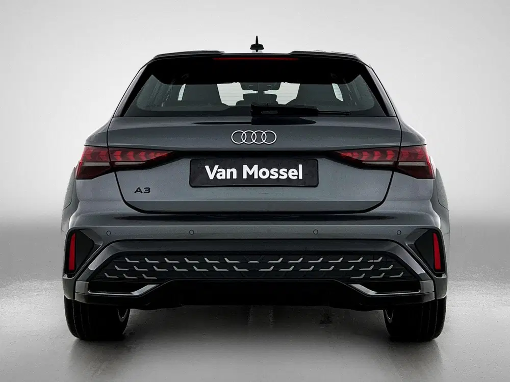 Audi A3 40 TFSI e S edition 204 PK uit 2025, foto 4