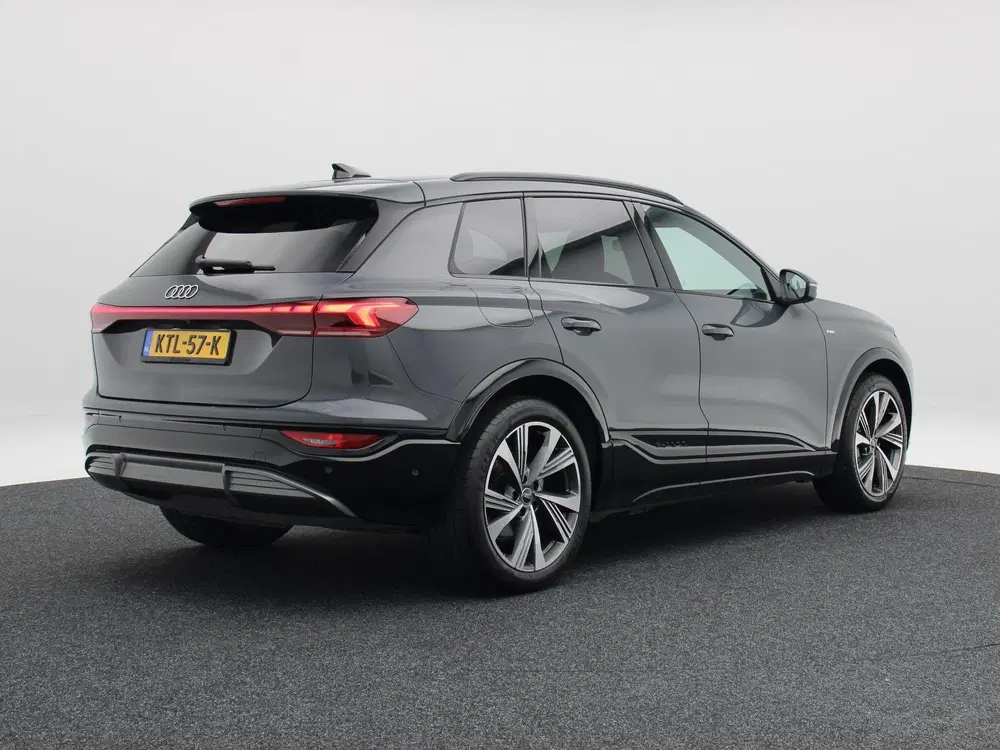 Audi Q6 e-tron Advanced edition performance 100 kWh S-Lin uit 2026, foto 3