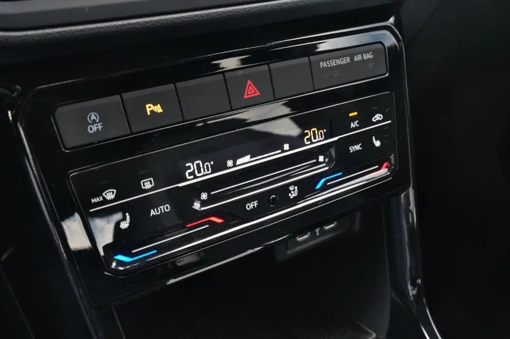 Volkswagen T-Cross 1.5 TSI R-Line 150Pk (bj 2023, automaat) uit 2023, foto 20