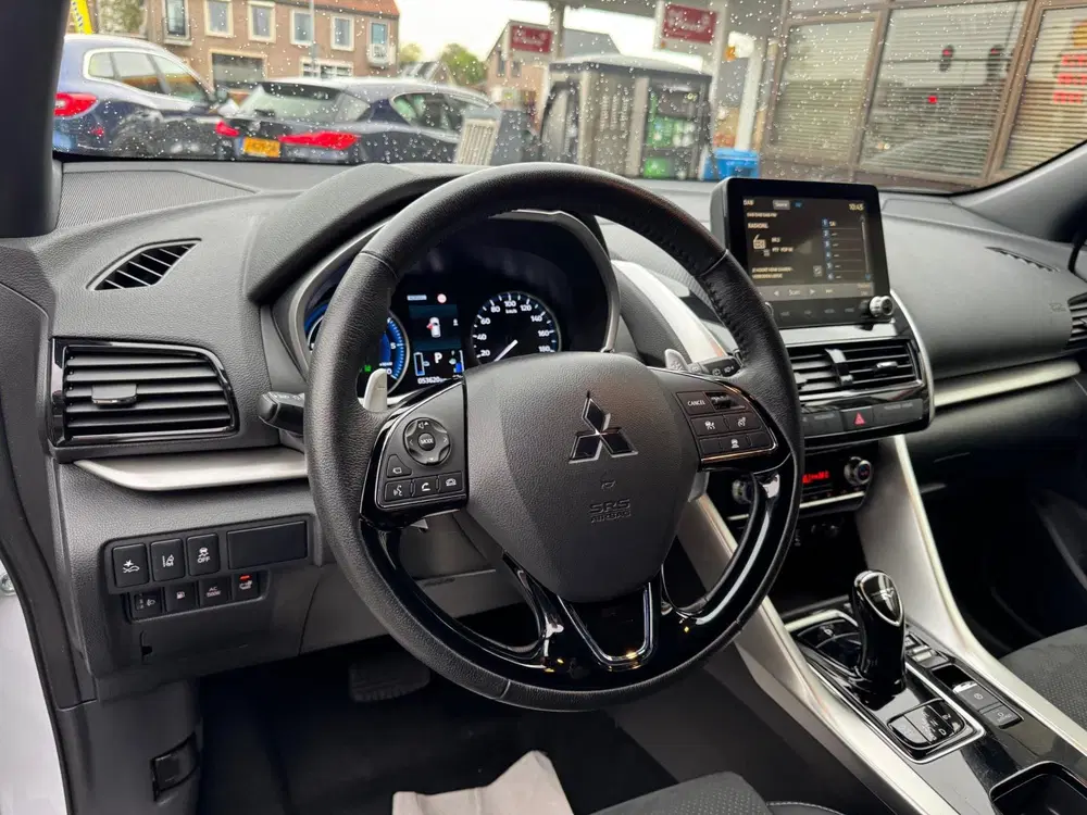 Mitsubishi Eclipse Cross 2.4 PHEV Intense+ uit 2022, foto 17