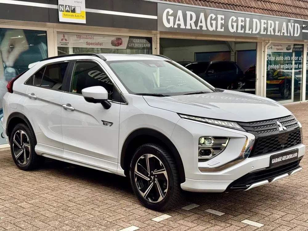 Mitsubishi Eclipse Cross 2.4 PHEV Intense+ uit 2022, foto 5