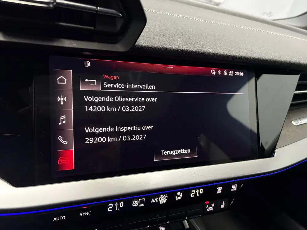 Audi A3 35 TFSI S-line Pano uit 2021, foto 18