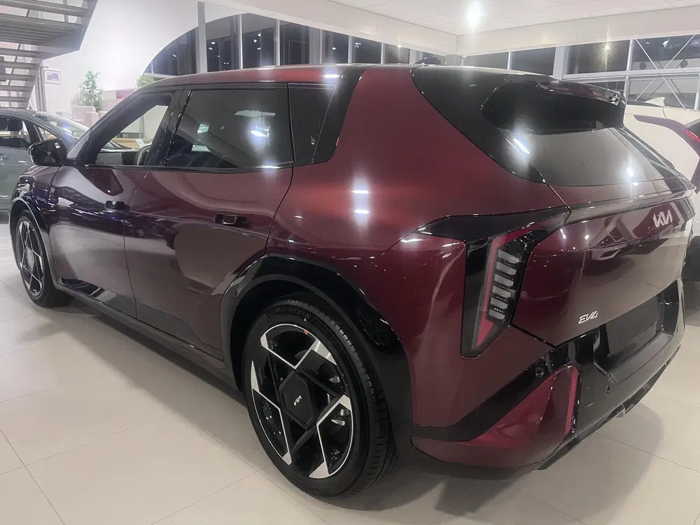 Kia EV4 GT-Line Business Edition 81.4 kWh VOORRAAD uit 2026, foto 2