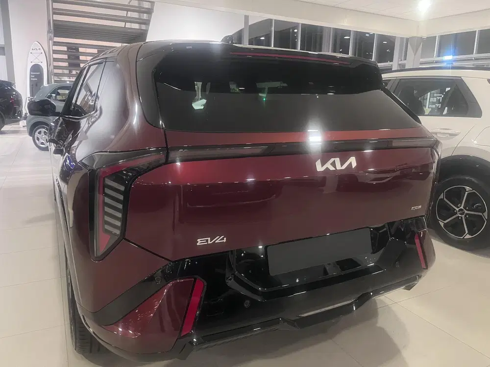 Kia EV4 GT-Line Business Edition 81.4 kWh VOORRAAD uit 2026, foto 3