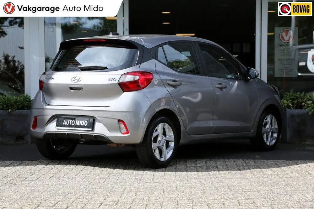 Hyundai i10 1.2i Automaat Comfort uit 2022, foto 2