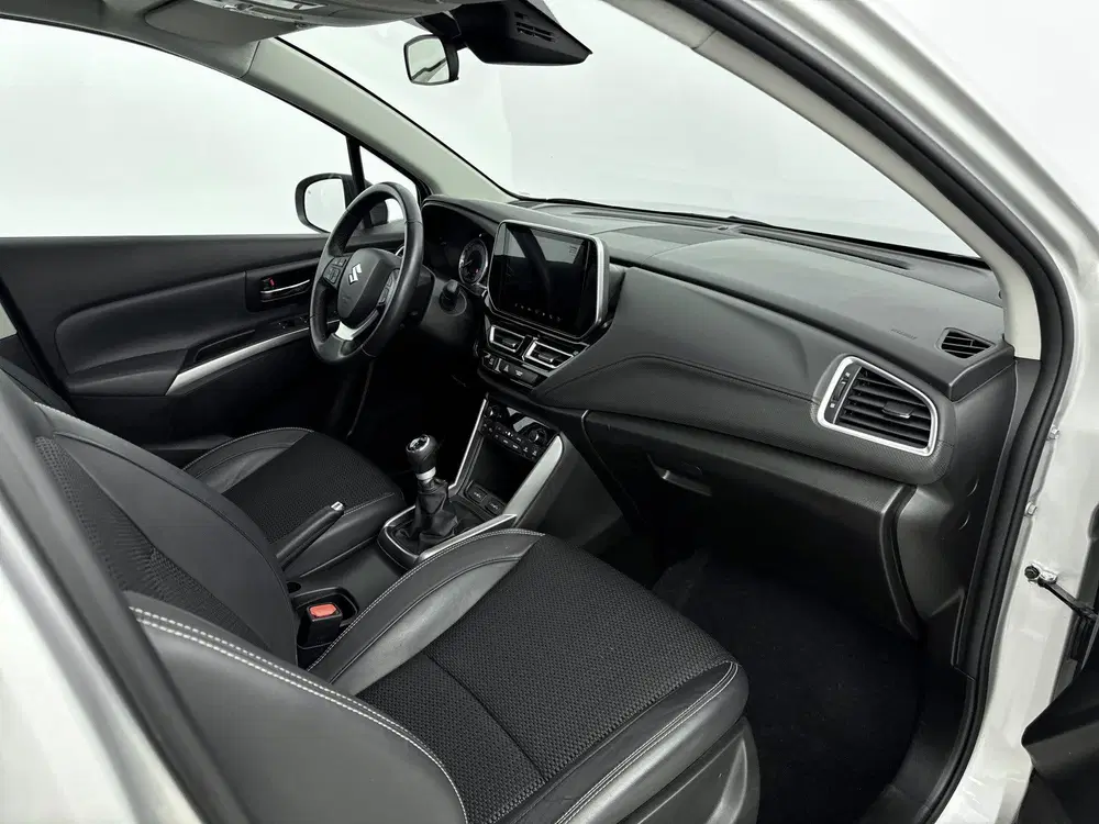 Suzuki S-Cross 1.4 Boosterjet Style Smart Hybrid Limited uit 2023, foto 7