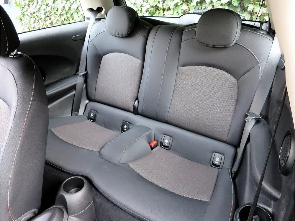 Mini Overig 1.5 F56 LCI met Navi, BT, Clima, PDC en 17" uit 2019, foto 10