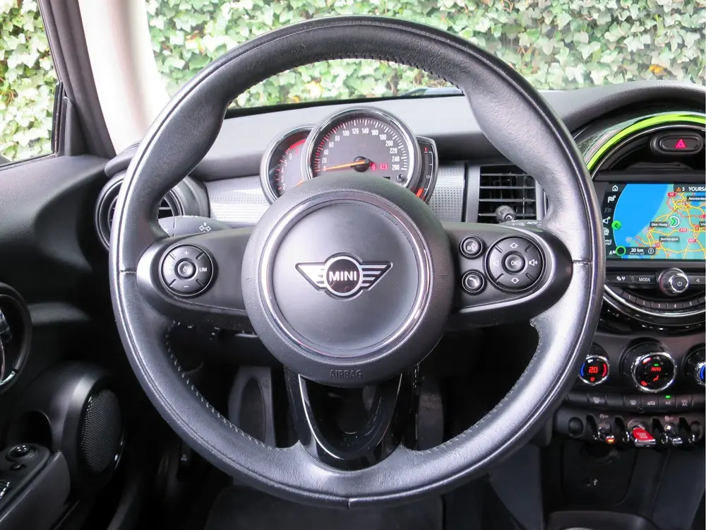 Mini Overig 1.5 F56 LCI met Navi, BT, Clima, PDC en 17" uit 2019, foto 13