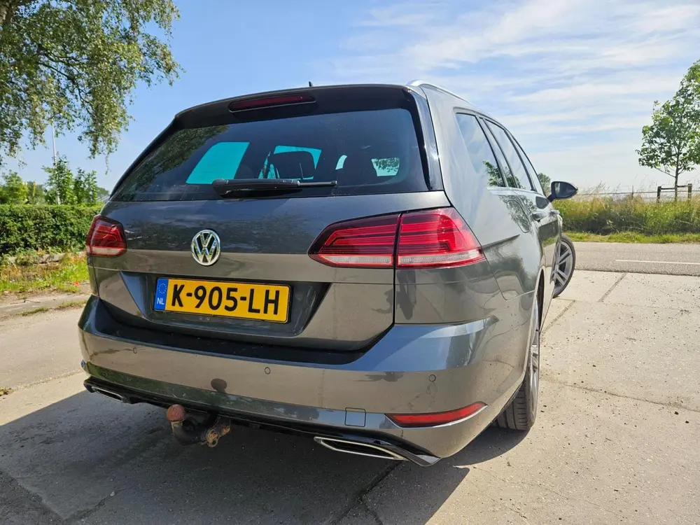 Volkswagen Golf Variant 2.0 TDI Highline Business R-LINE/ AU uit 2020, foto 4