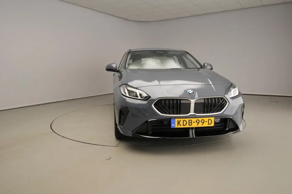 BMW 1-serie 5-deurs 120 uit 2026, foto 5