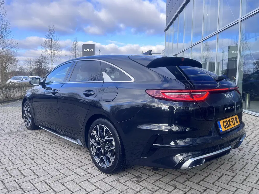 Kia ProCeed 1.5 T-GDi GT-Line Nav uit 2024, foto 2