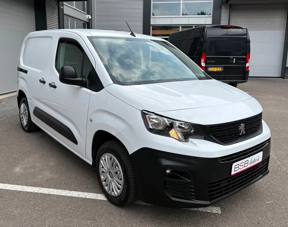 Peugeot Partner 1.2 PureTech 110 S&S L1 Airco Navi uit 2023, foto 10
