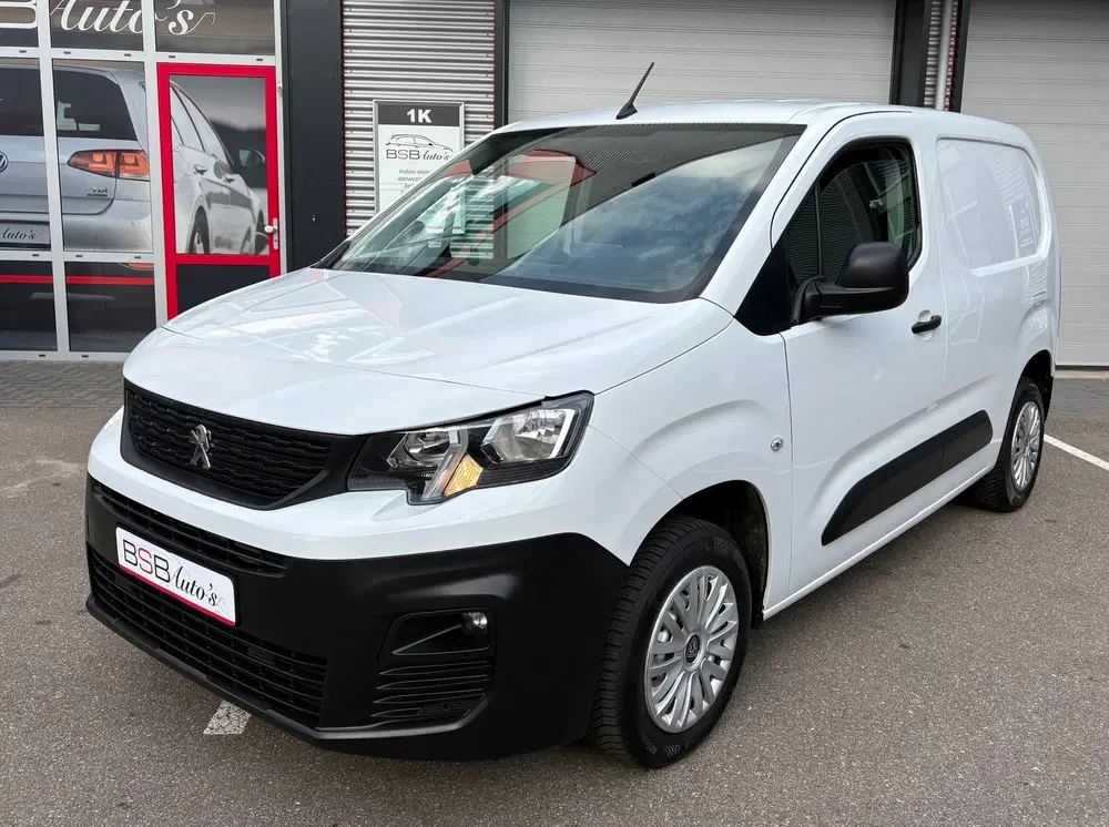 Peugeot Partner 1.2 PureTech 110 S&S L1 Airco Navi uit 2023, foto 2