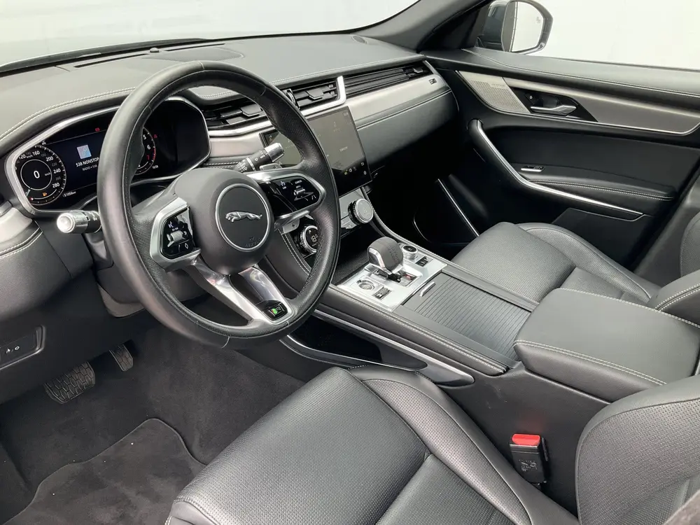 Jaguar F-Pace 2.0 P400e PHEV R-Dynamic SE Pano 360° Meridia uit 2021, foto 17