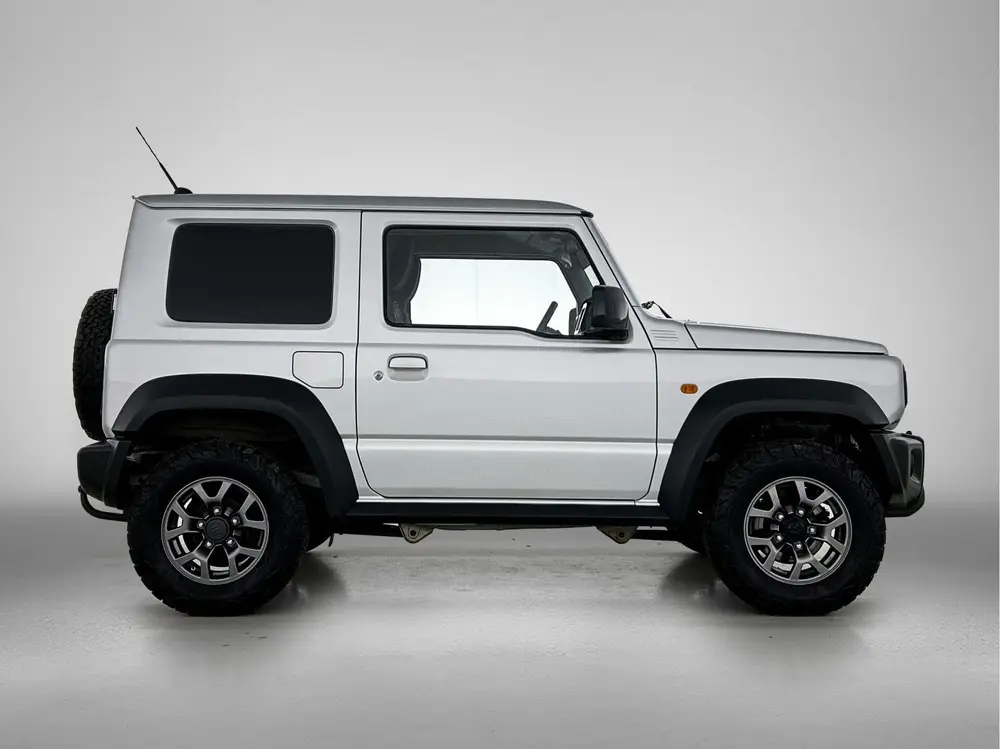 Suzuki Jimny 1.5 Stijl | 4X4 | 4-persoons | Trekhaak | 1300 uit 2019, foto 11