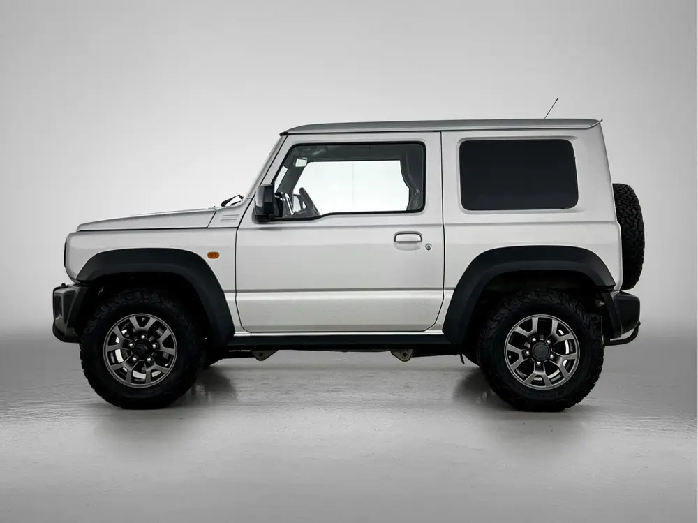 Suzuki Jimny 1.5 Stijl | 4X4 | 4-persoons | Trekhaak | 1300 uit 2019, foto 3