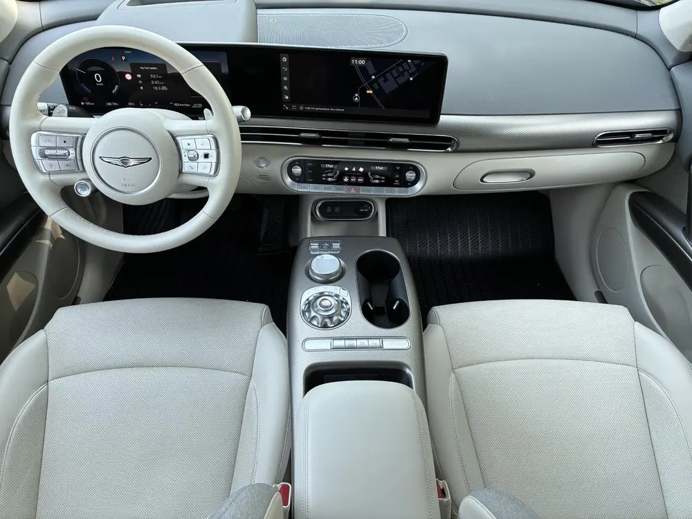 Genesis GV60 AWD SPORT / SOH 99,4% / Adaptieve Cruise Contro uit 2022, foto 2