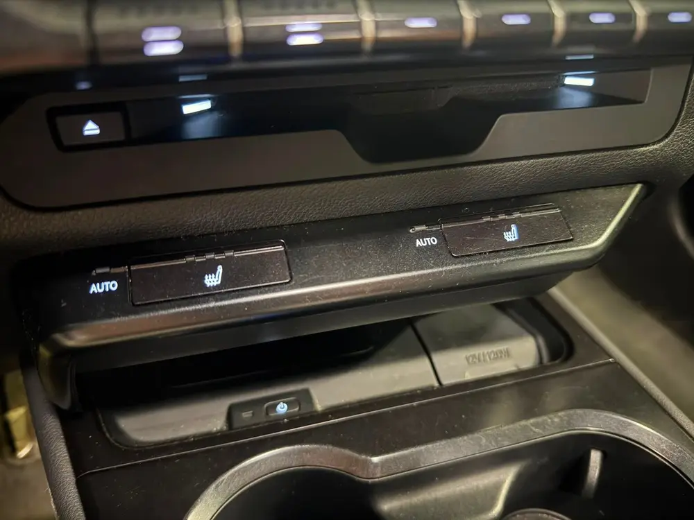 Lexus UX 250h Luxury Line | Stoelverwarming | Carplay | Adap uit 2020, foto 19