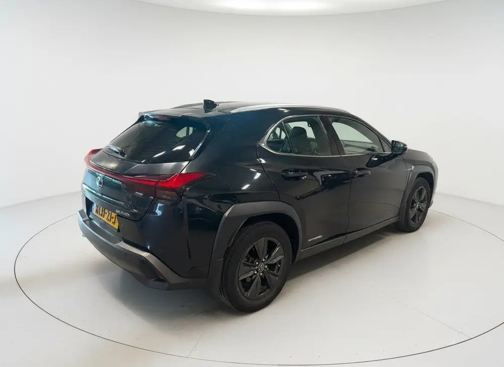 Lexus UX 250h Luxury Line | Stoelverwarming | Carplay | Adap uit 2020, foto 2